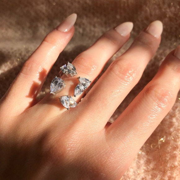 Sterling Silver Ring - Picture 5 of 6